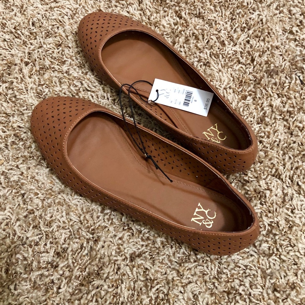 NWT NY&C Brown Ballet Flats